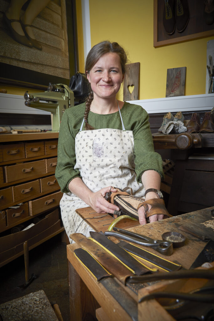 Doris Pfaffenlehner in ihrer Werkstatt © Ben Leitner