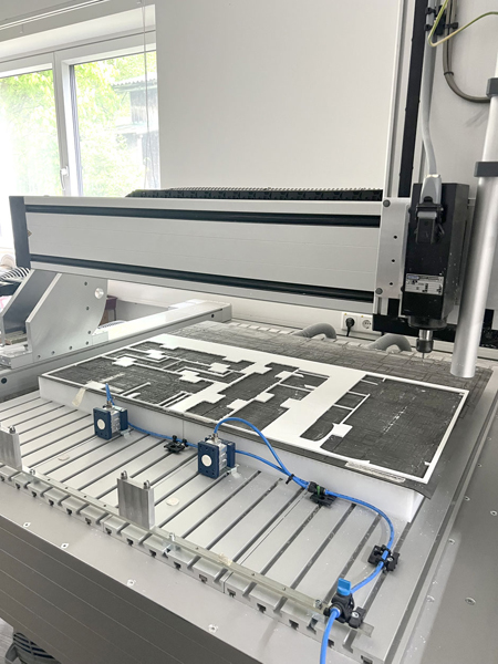 Modellbau Buxbaum Maschine © Ylva Hintersteiner